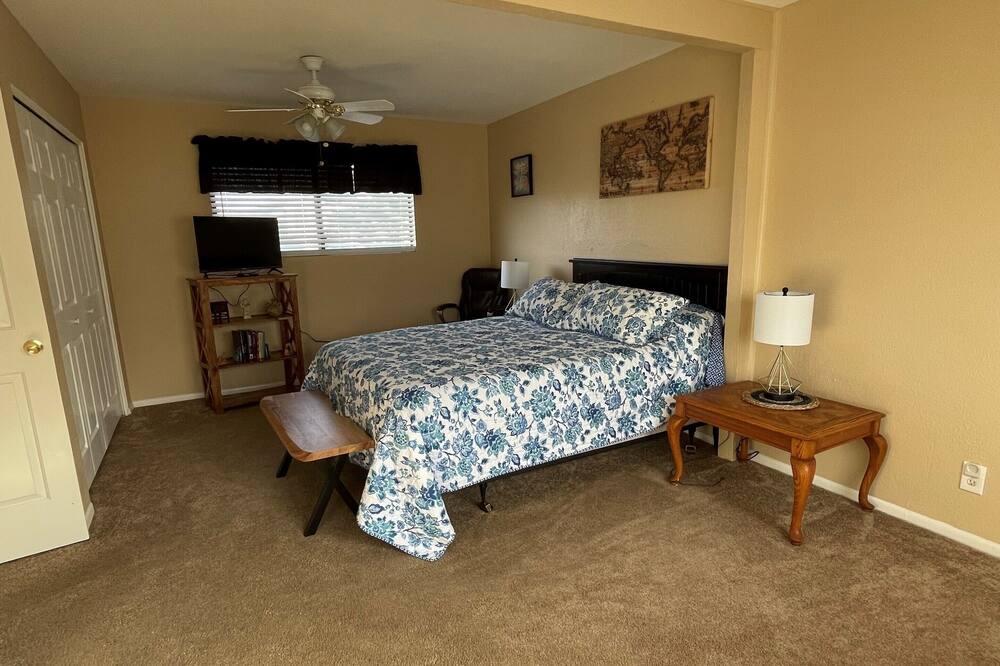 Photo of Bedroom in Diamond Valley
