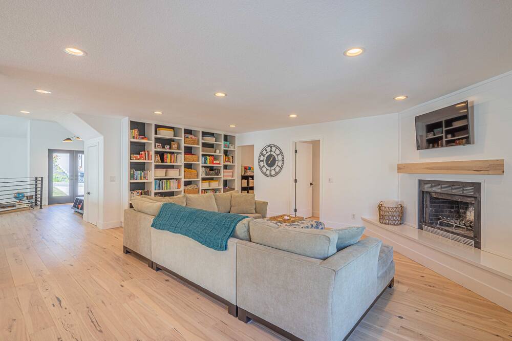 Photo of Livingroom in Canyon Lake