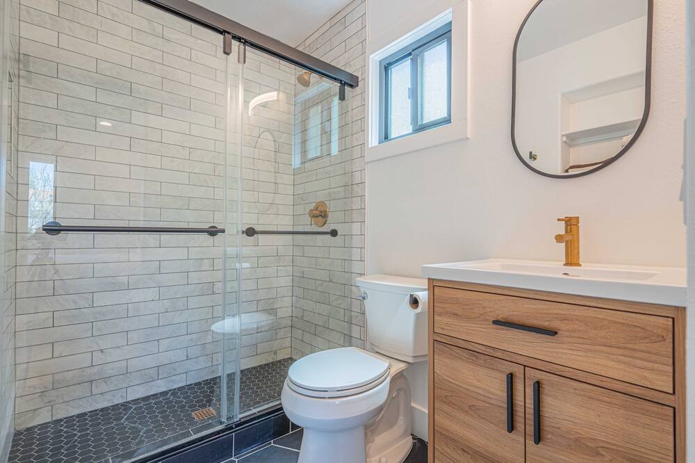 Photo of Bathroom in Canyon Lake