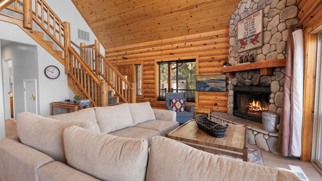 Photo of Livingroom in Big Bear Lake