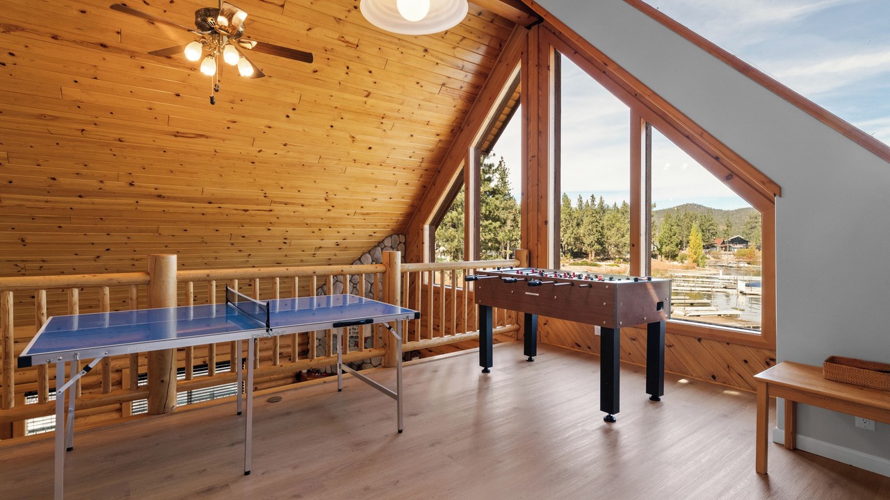 Photo of Livingroom in Big Bear Lake