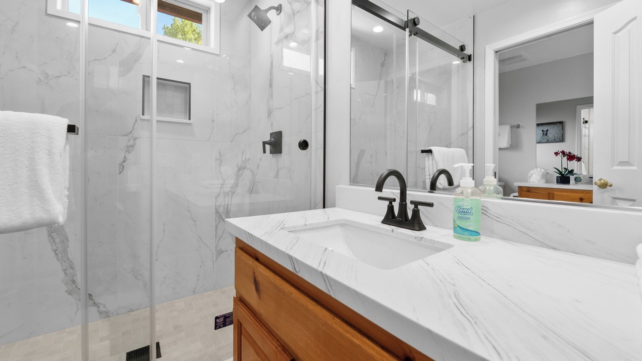 Photo of Bathroom in Big Bear Lake