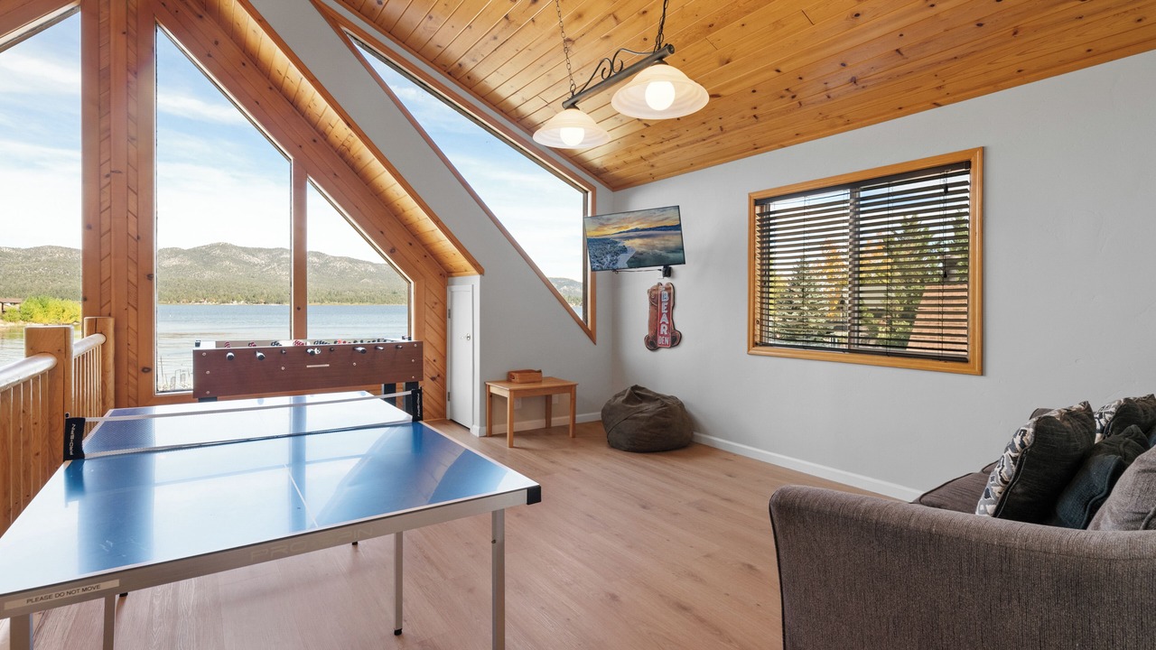 Photo of Livingroom in Big Bear Lake