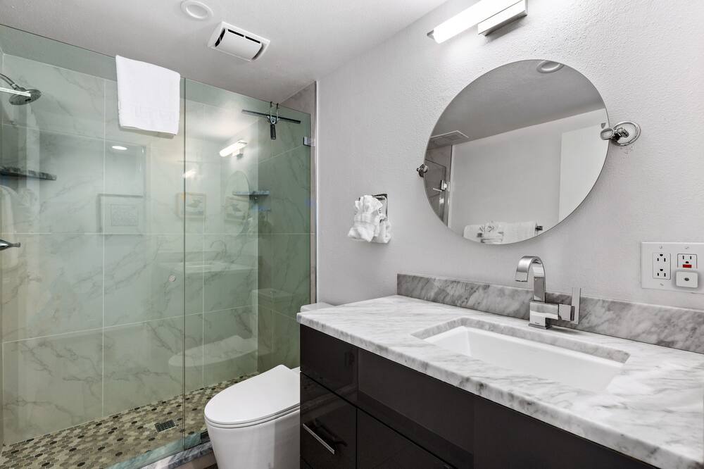 Photo of Bathroom in Old Las Palmas