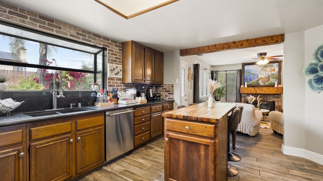 Photo of Kitchen in Lake Elsinore