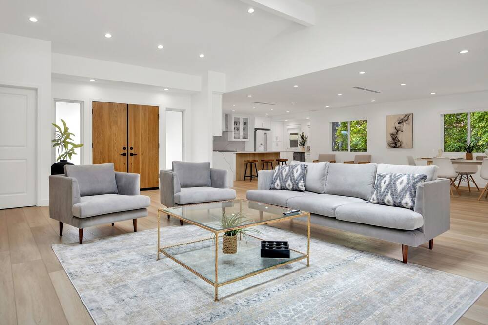 Photo of Livingroom in Greenbriar