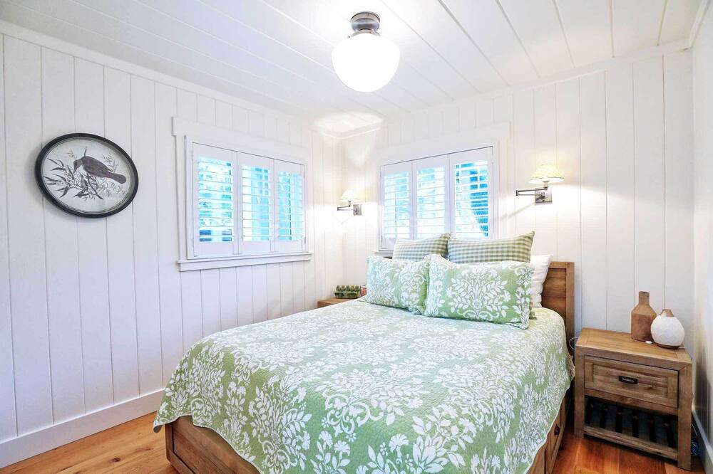 Photo of Bedroom in Soda Bay