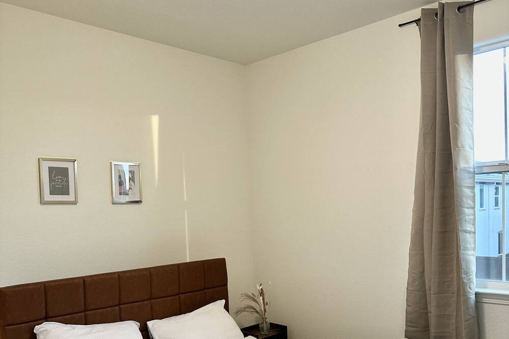 Photo of Bedroom in Roseville