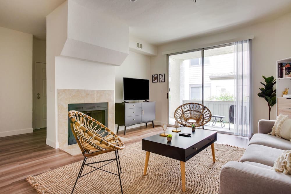 Photo of Livingroom in Pleasanton