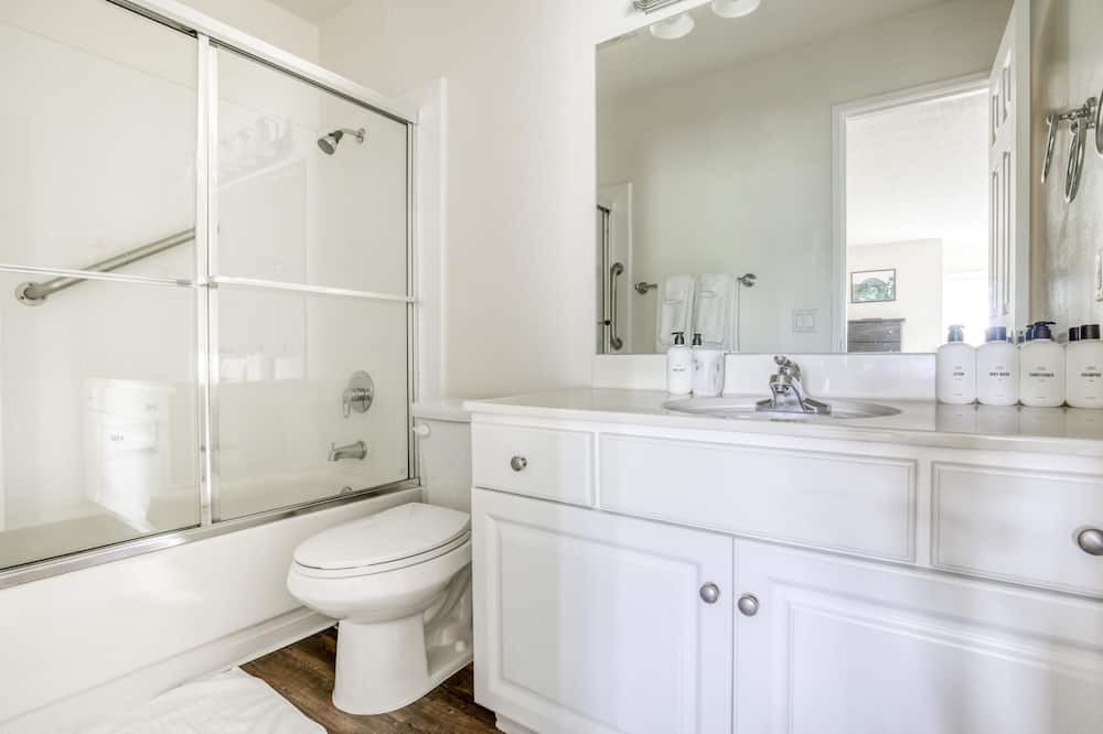 Photo of Bathroom in Palo Alto