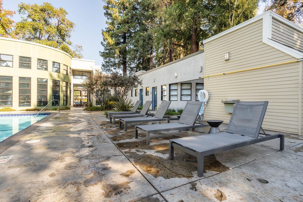 Photo of Outdoor in South Sundale