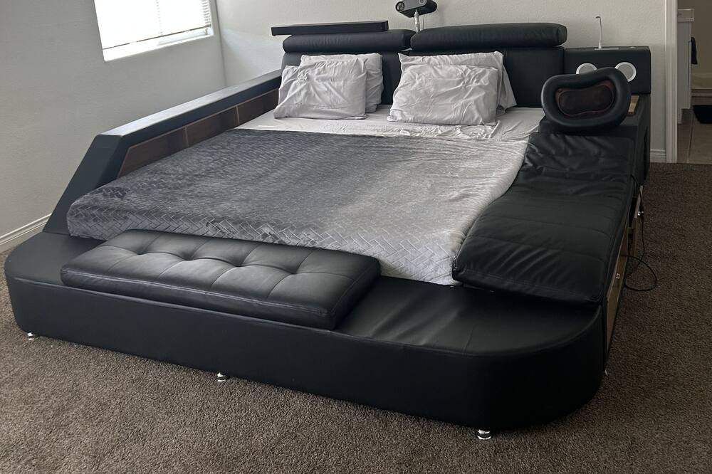 Photo of Bedroom in Pumpkin Center