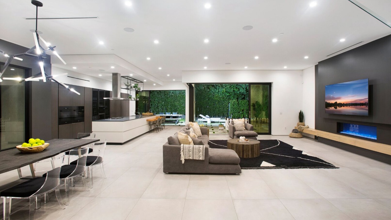 Photo of Livingroom in North Hollywood