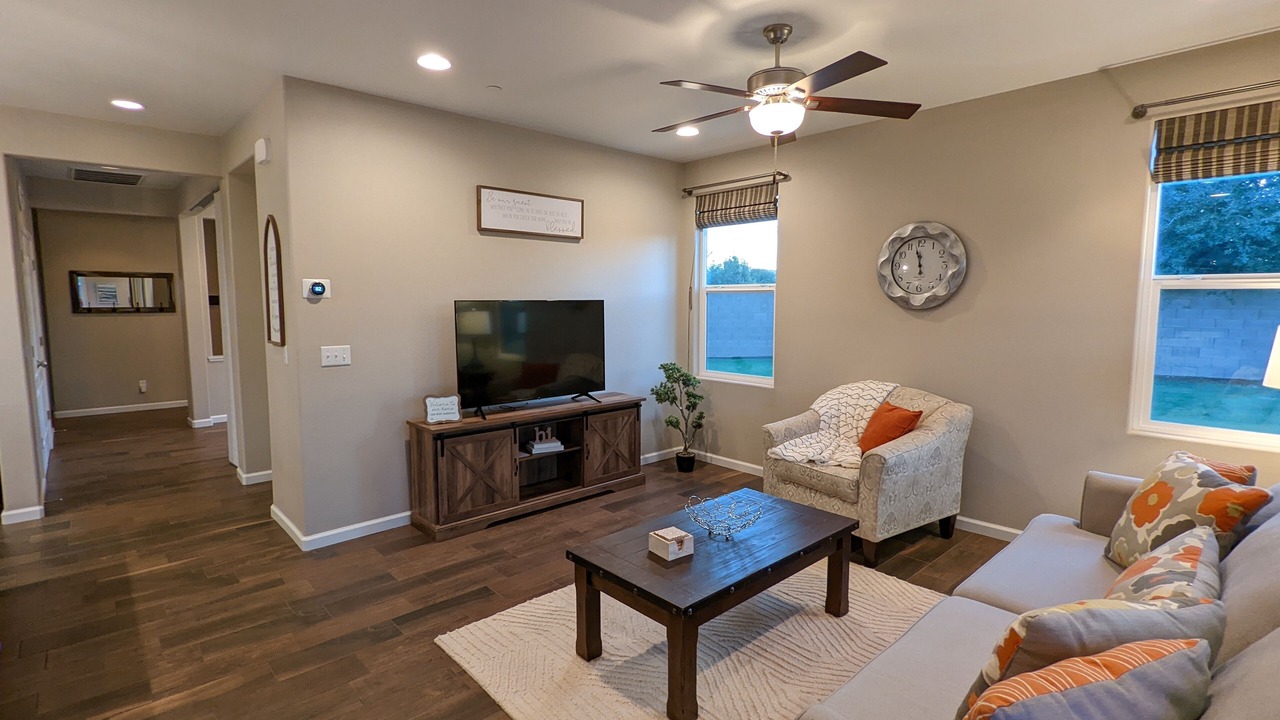 Photo of Livingroom in Clovis