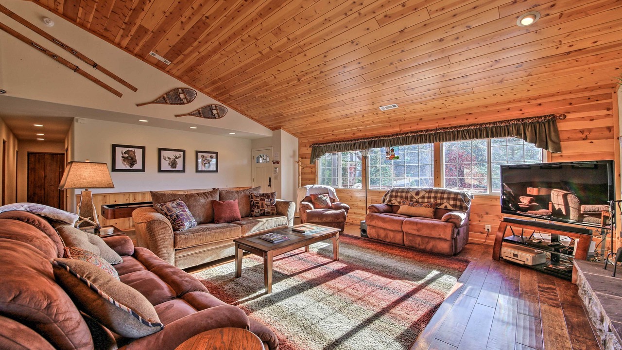 Photo of Others in Castle Glen Estates