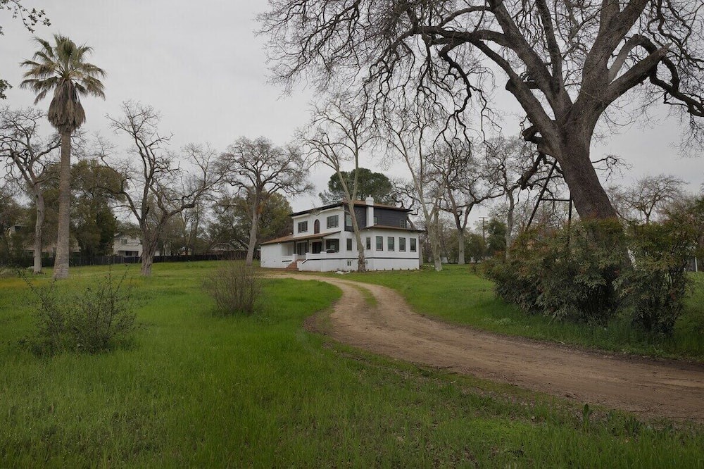 Photo of Outdoor in Pleasant Grove