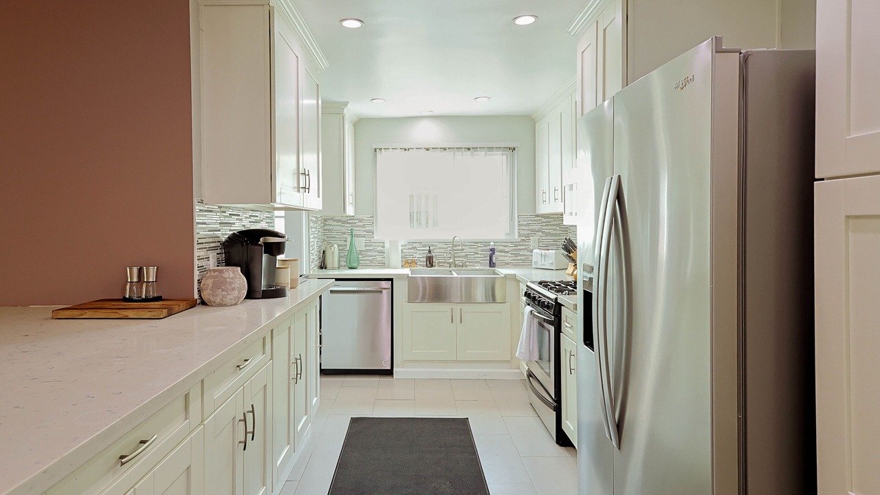 Photo of Kitchen in Encino