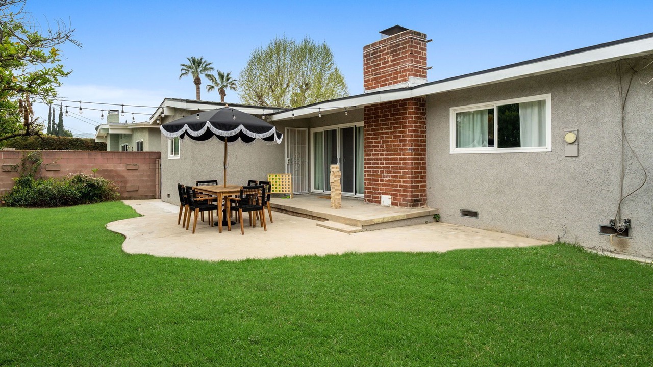 Photo of Outdoor in Encino