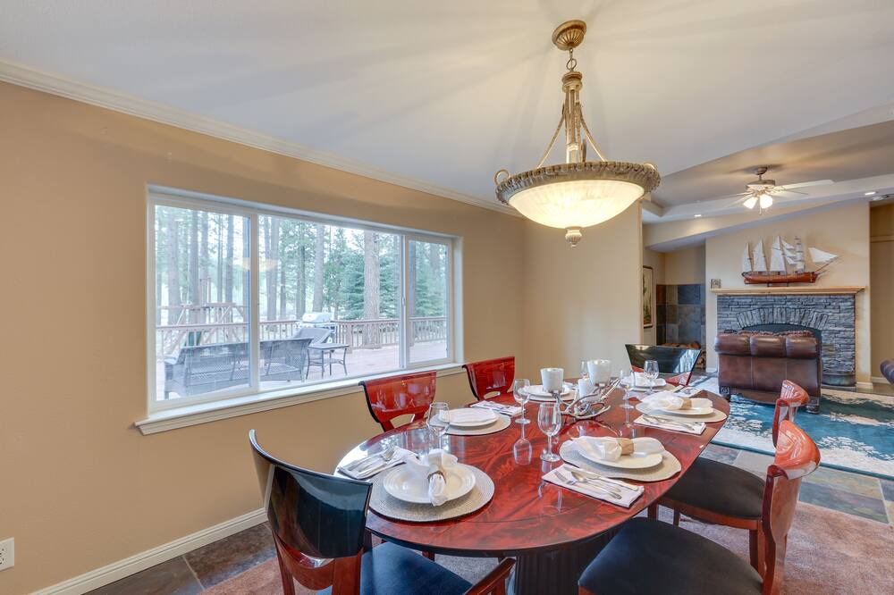 Photo of Livingroom in Sloat