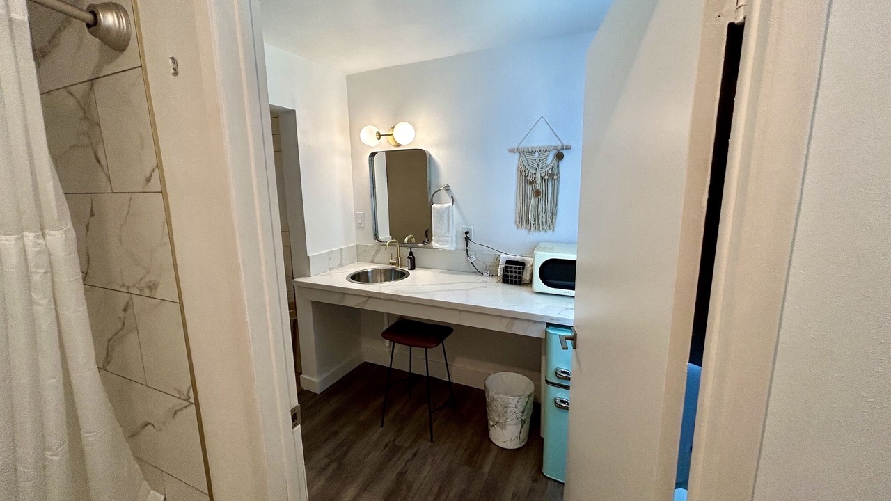 Photo of Bathroom in Mojave
