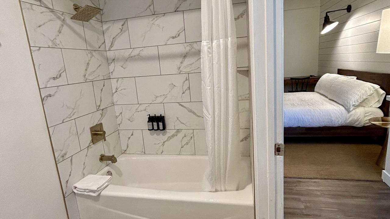 Photo of Bathroom in Mojave