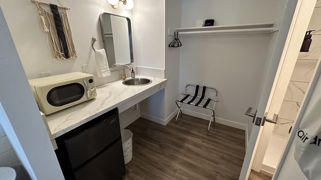 Photo of Bathroom in Mojave