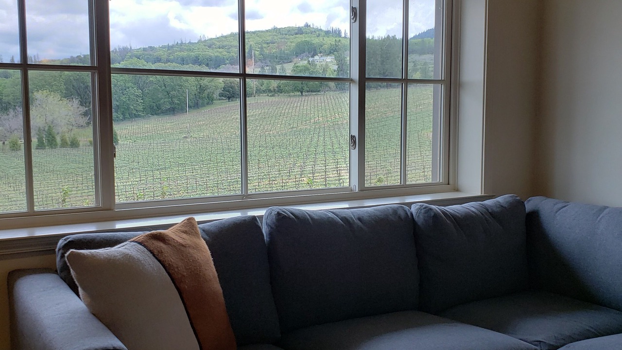 Photo of Livingroom in Kelseyville