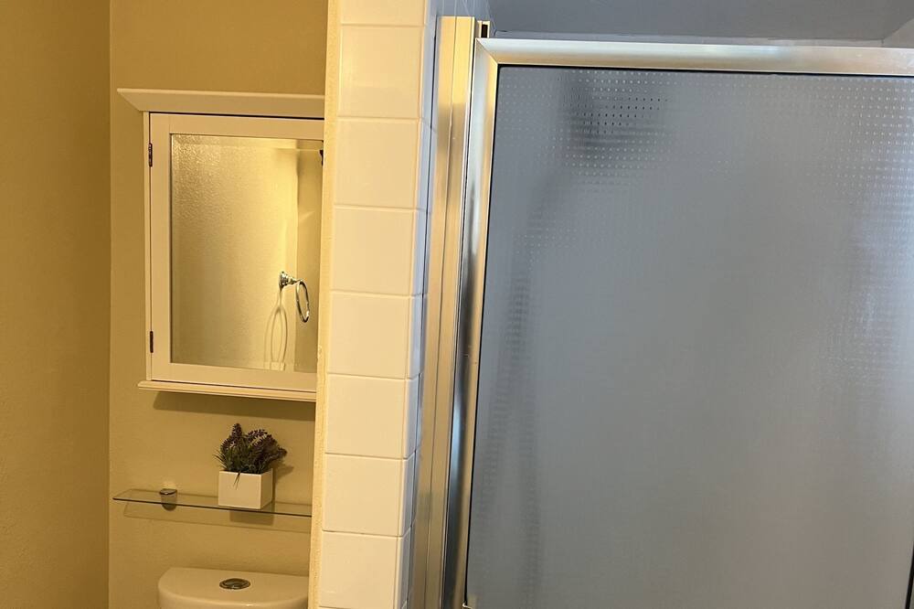 Photo of Bathroom in Sunset Beach