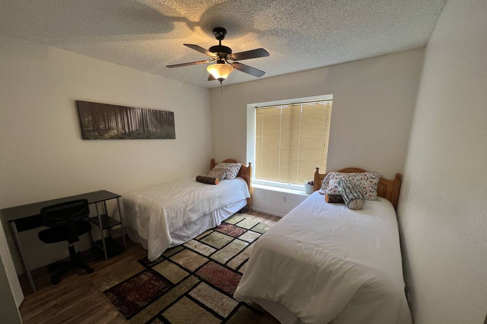 Photo of Bedroom in Greenacres