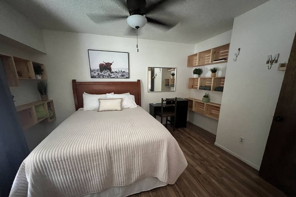 Photo of Bedroom in Greenacres