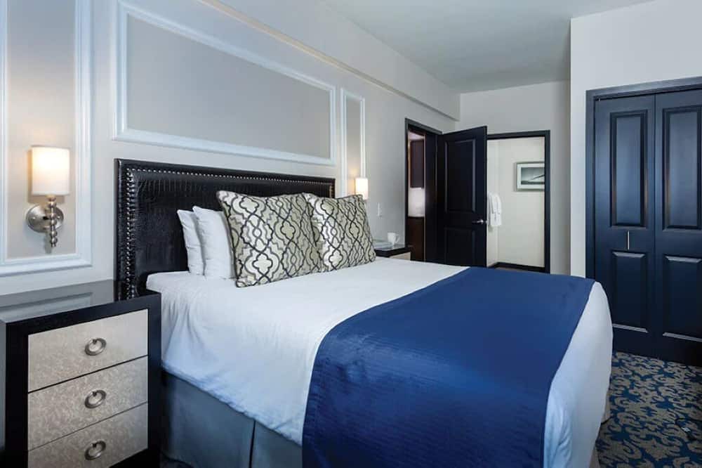 Photo of Bedroom in Lower Nob Hill