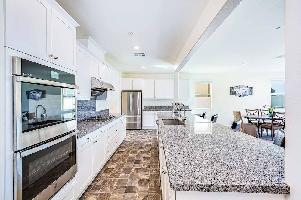 Photo of Kitchen in Jurupa Valley