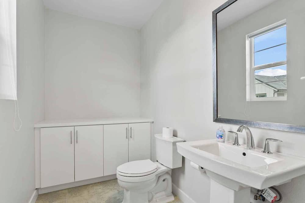 Photo of Bathroom in Foothill Ranch