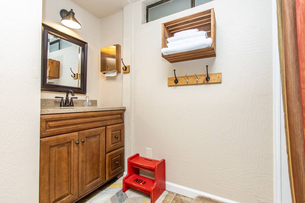 Photo of Bathroom in Forest Meadows