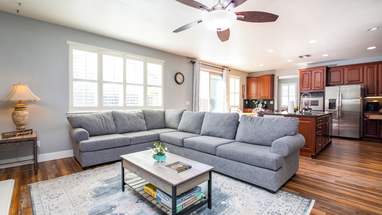 Photo of Livingroom in Roseville