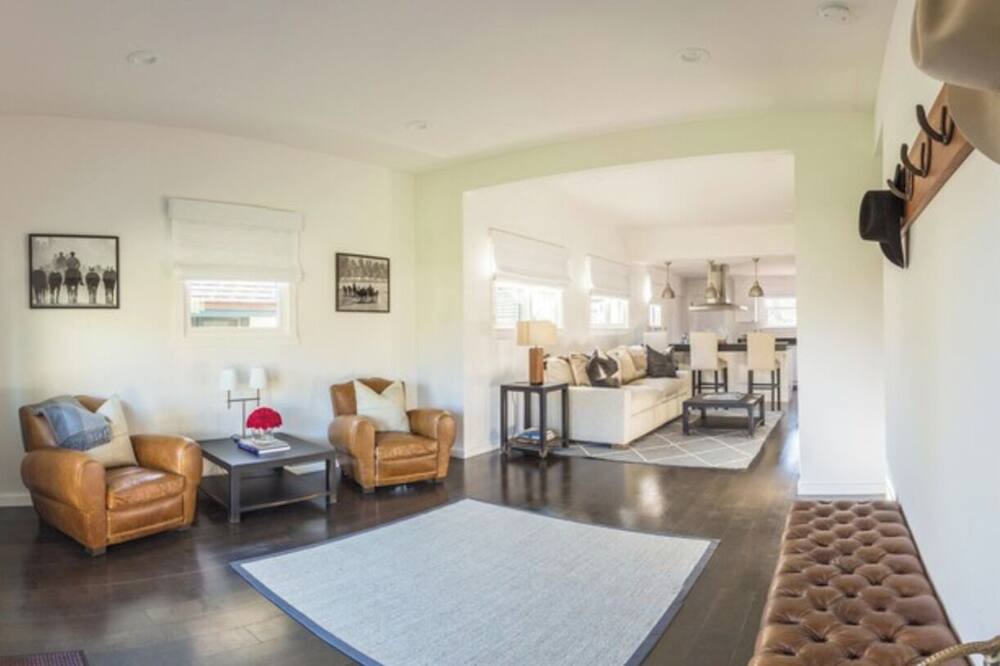 Photo of Livingroom in Santa Ynez