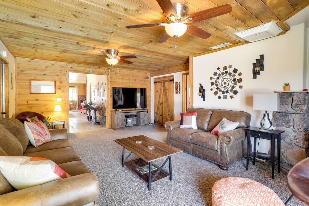 Photo of Bedroom in Yucca Valley