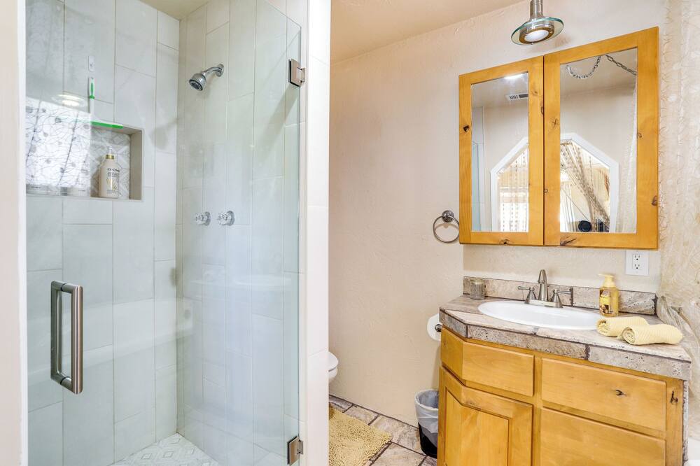 Photo of Bathroom in Yucca Valley