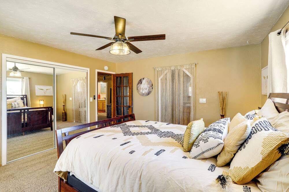 Photo of Bedroom in Yucca Valley