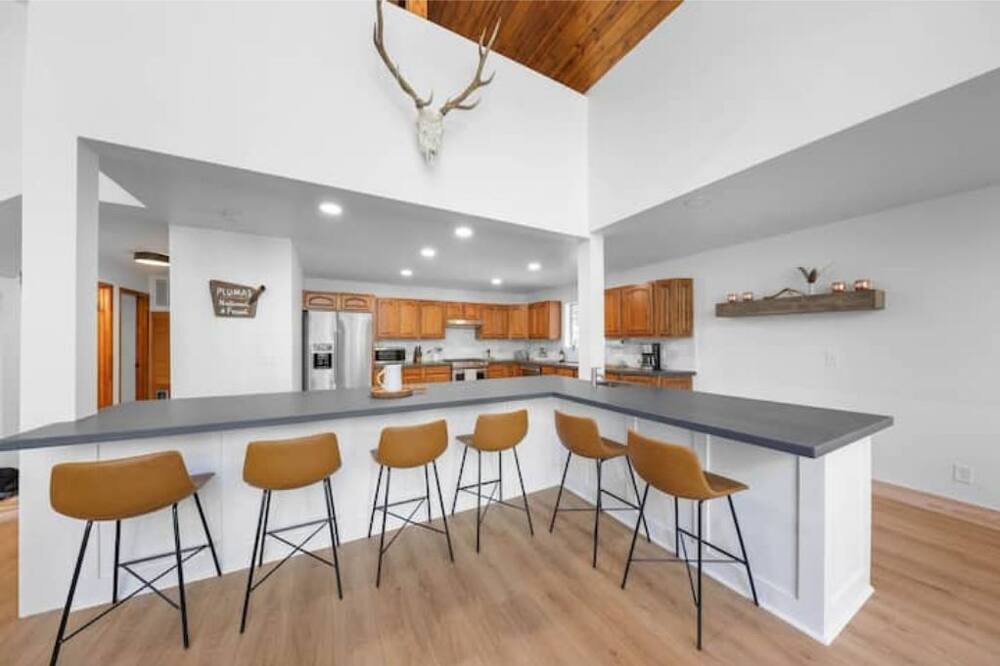 Photo of Kitchen in Plumas Eureka Estates