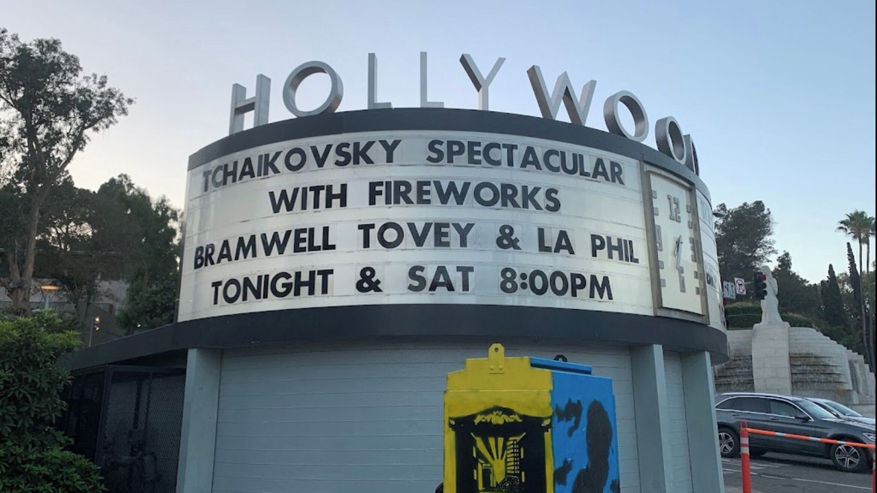 Photo of Outdoor in Mid-Wilshire