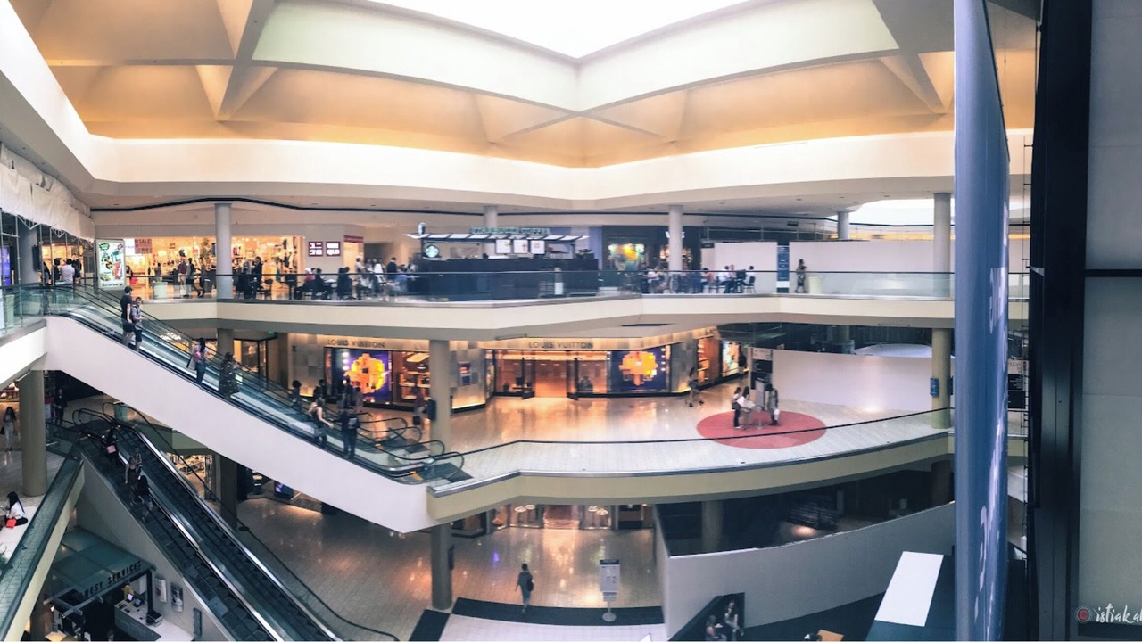 Photo of Others in Mid-Wilshire