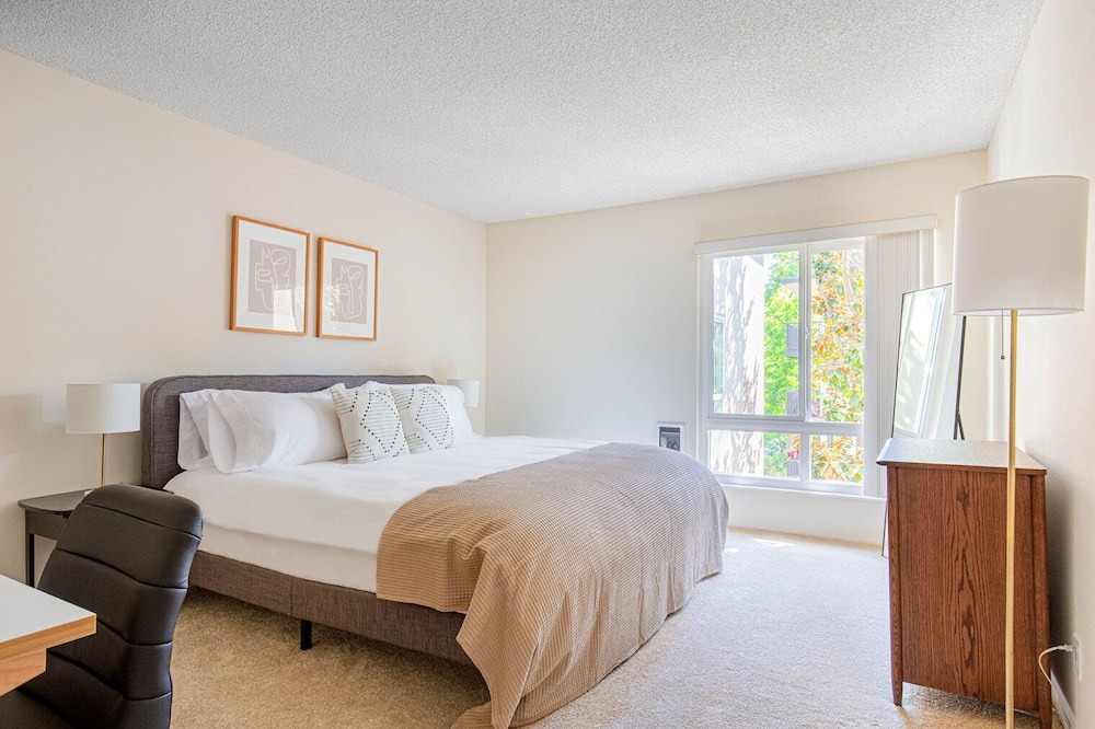 Photo of Bedroom in Palo Alto