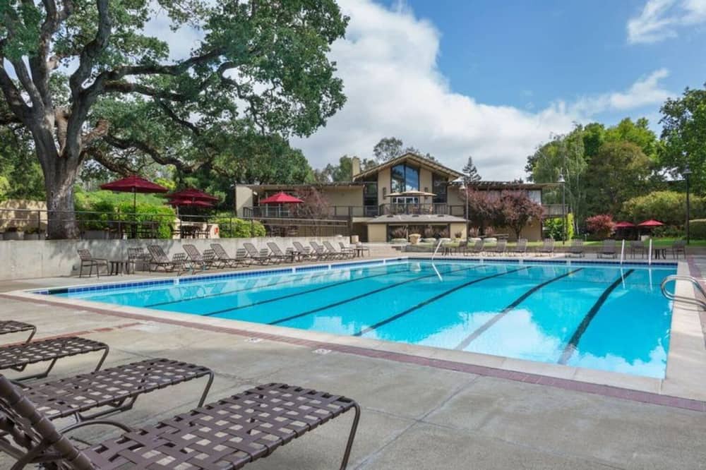 Photo of Outdoor in Palo Alto