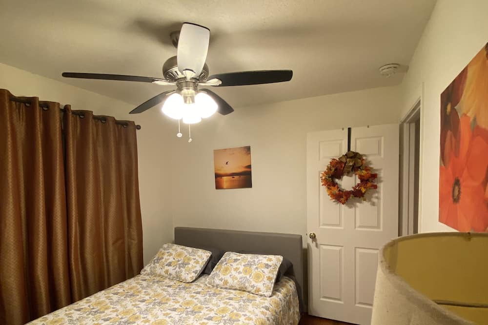 Photo of Bedroom in Mount Helix