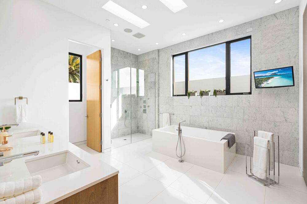 Photo of Bathroom in Melrose