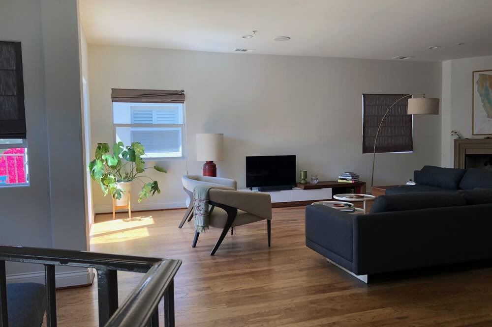 Photo of Livingroom in The Flats