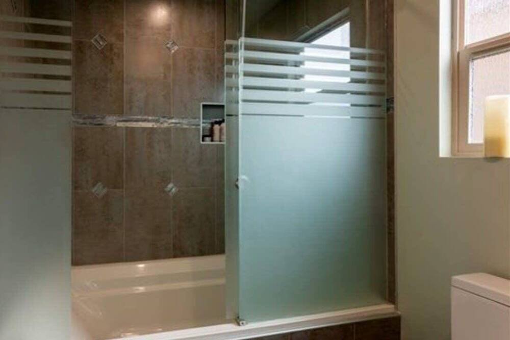 Photo of Bathroom in Sunset Beach