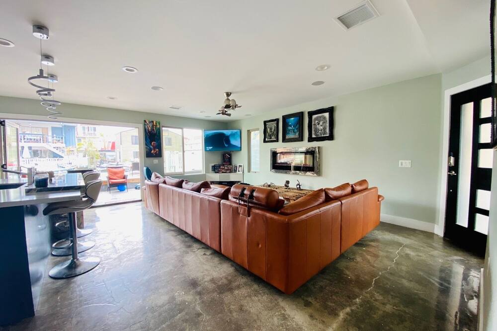 Photo of Livingroom in Sunset Beach