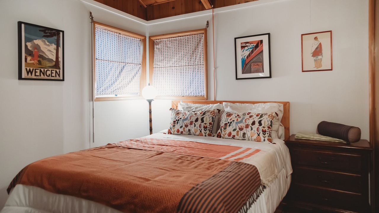 Photo of Bedroom in Crestline
